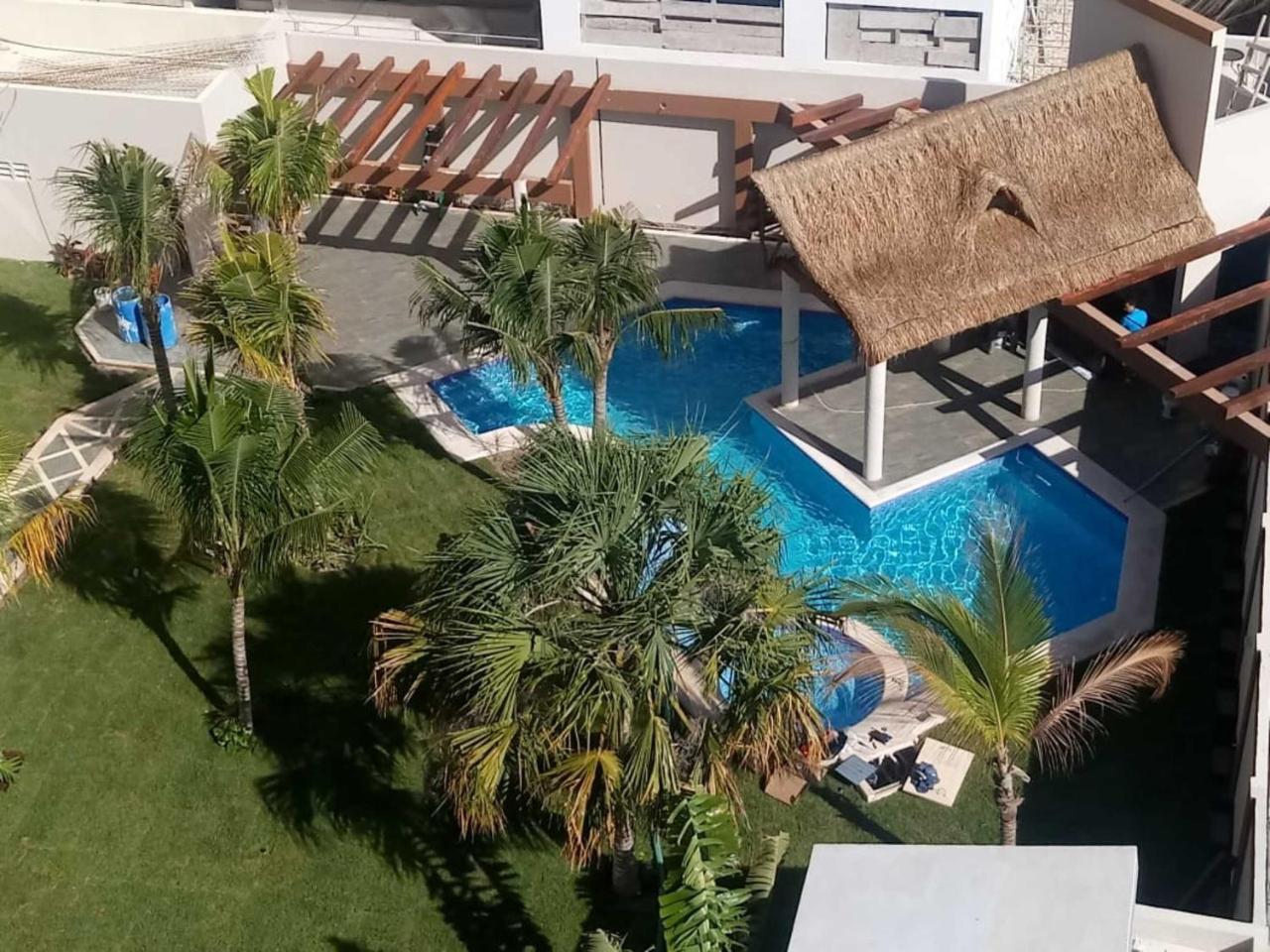 Tres Soles Apartments Cancún Esterno foto
