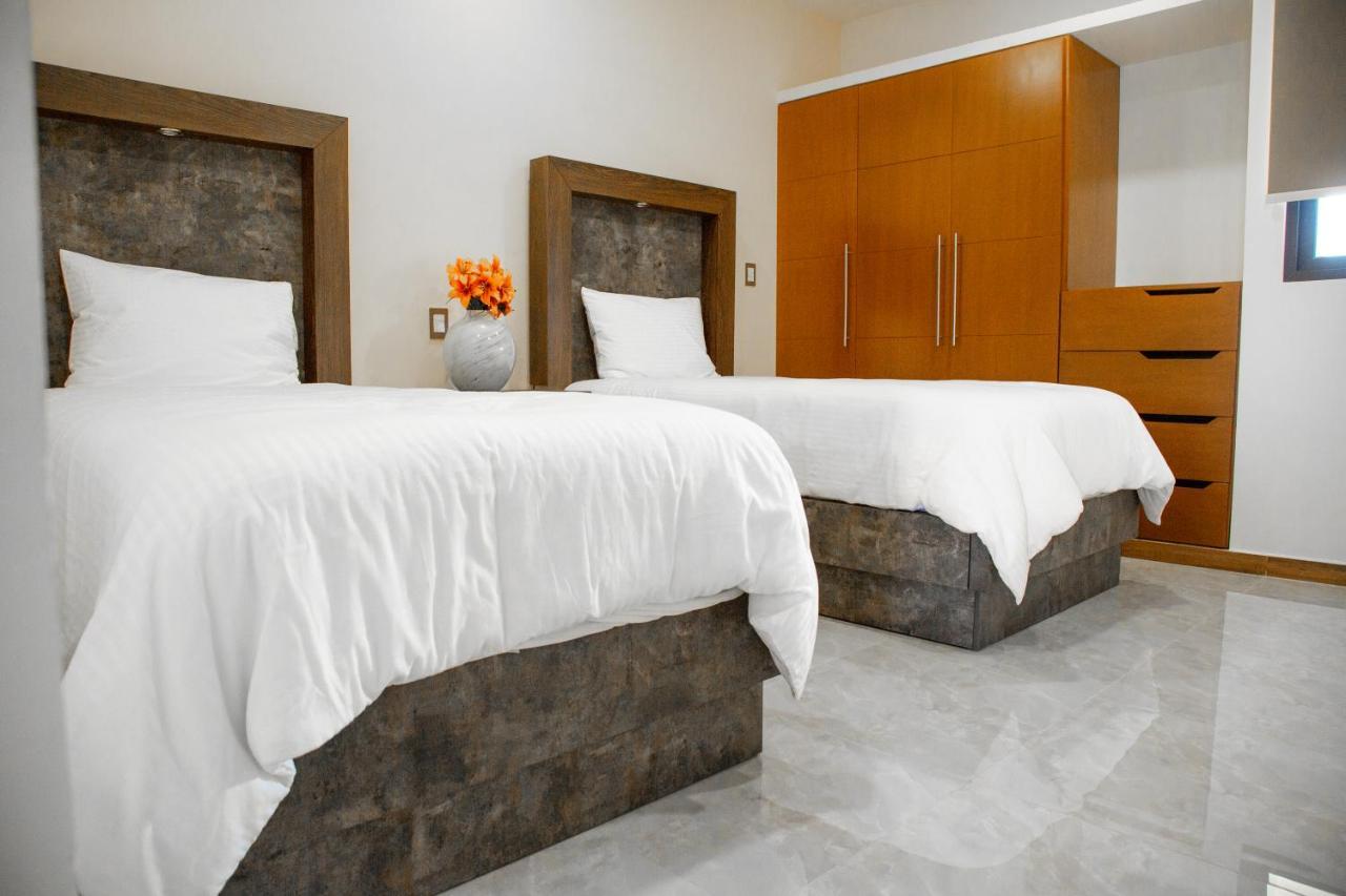 Tres Soles Apartments Cancún Esterno foto